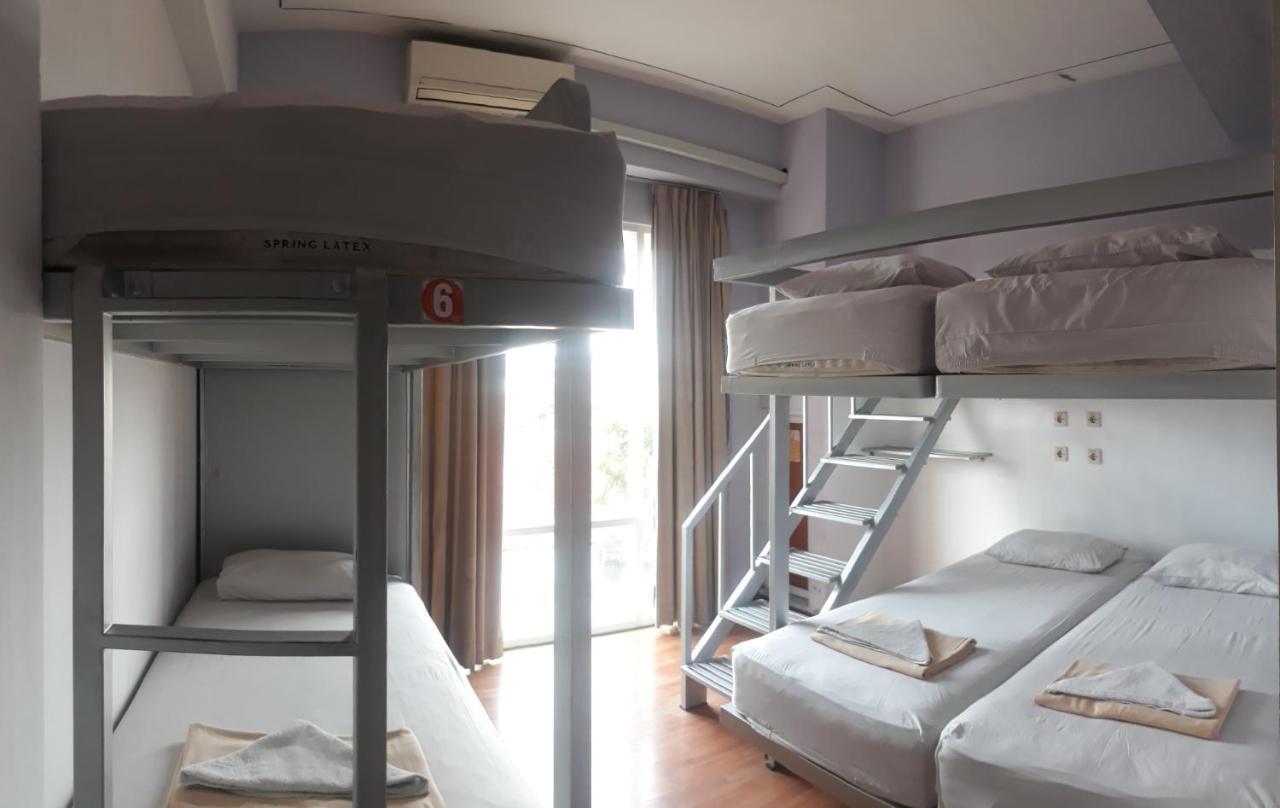 Edu Hostel Джок'якарта Екстер'єр фото