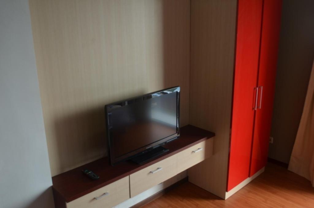 Edu Hostel Джок'якарта Екстер'єр фото