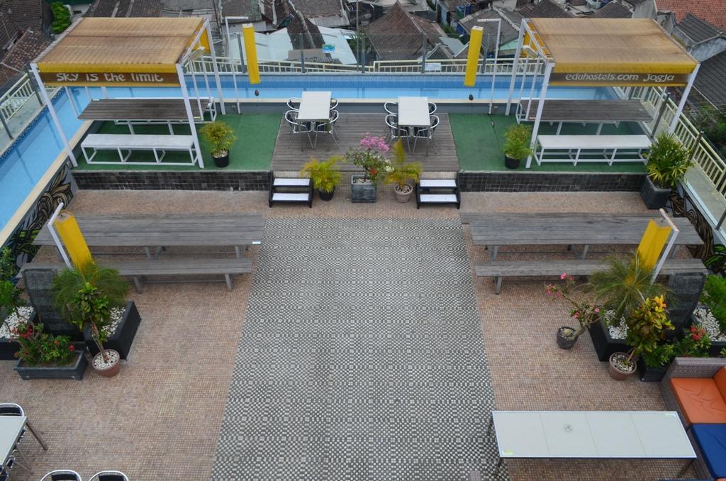 Edu Hostel Джок'якарта Екстер'єр фото