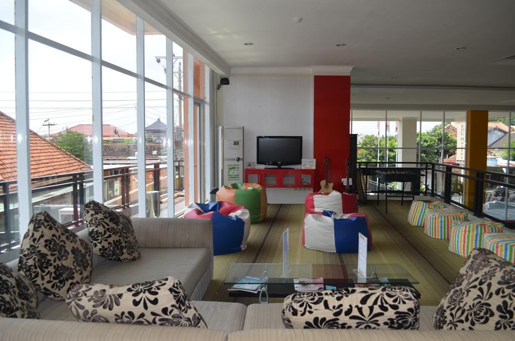 Edu Hostel Джок'якарта Екстер'єр фото
